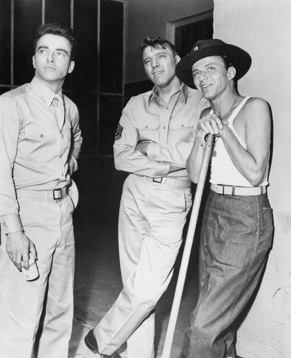 In 1953, Sinatra (r) starred in Fred Zinnemann's 